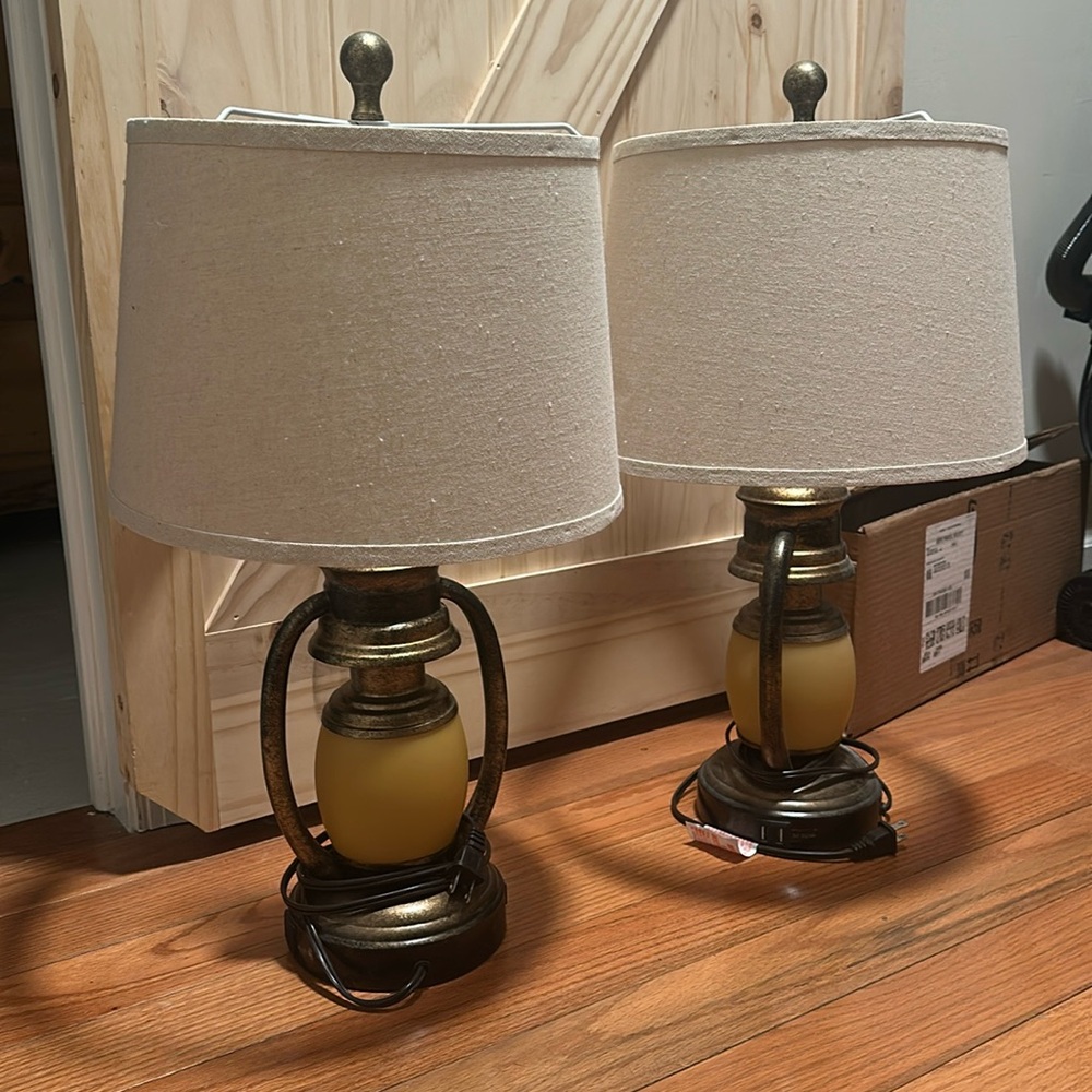 Vintage table lantern lamp